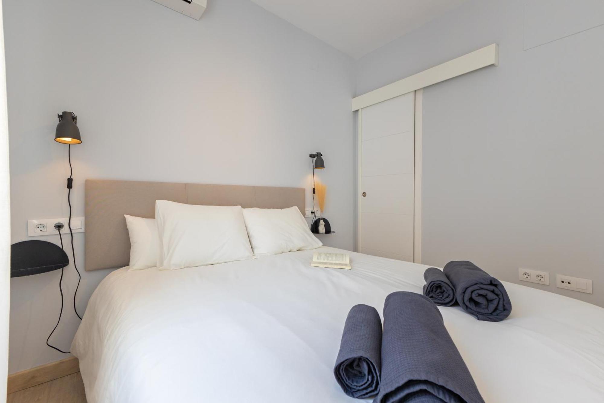 Charming 2 Bedroom Apartment At Iconic Triana Neighborhood By Ocityzen Севиля Екстериор снимка