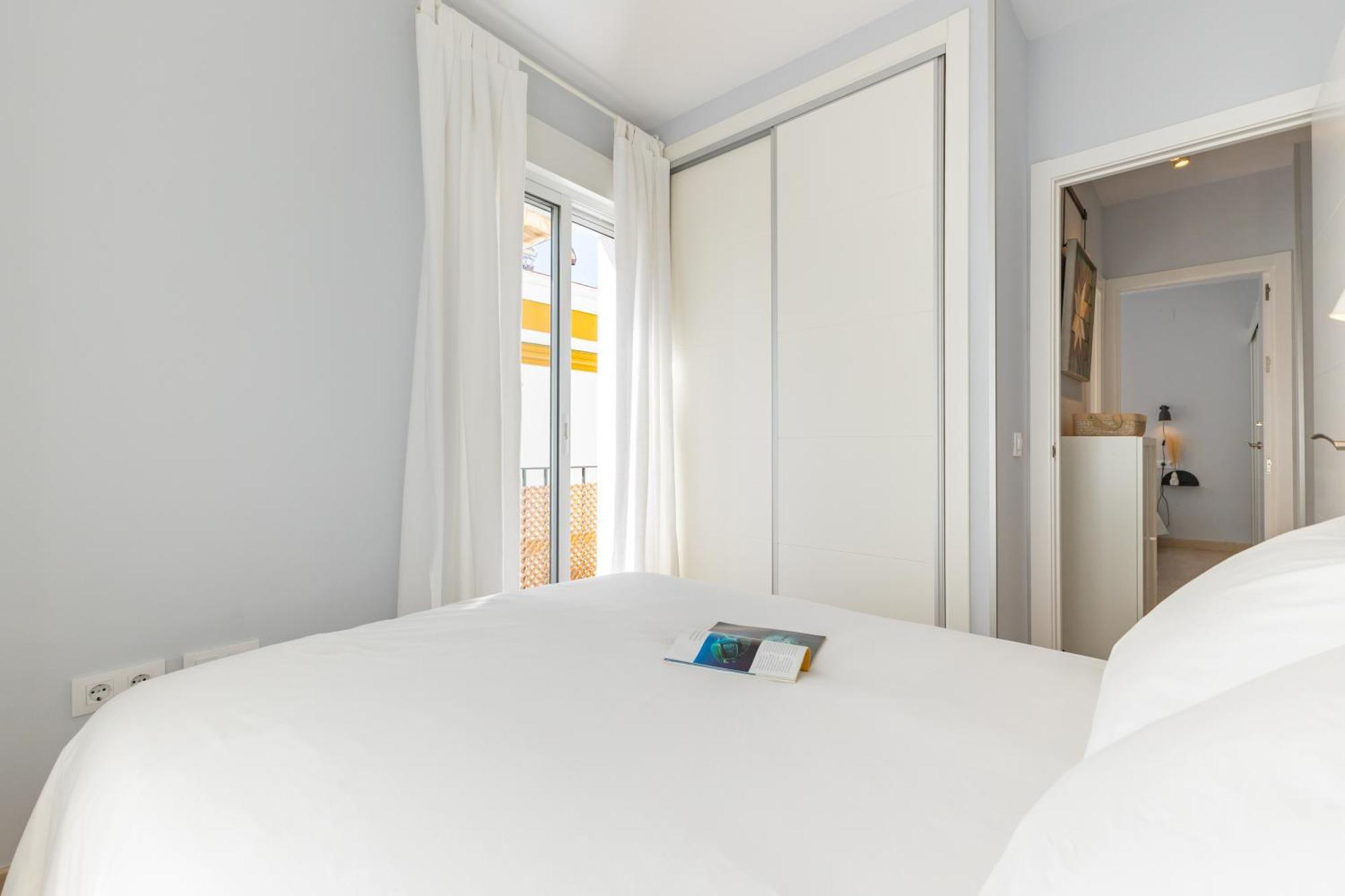 Charming 2 Bedroom Apartment At Iconic Triana Neighborhood By Ocityzen Севиля Екстериор снимка